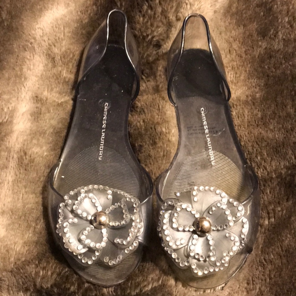Chinese Laundry gel shoes with stones